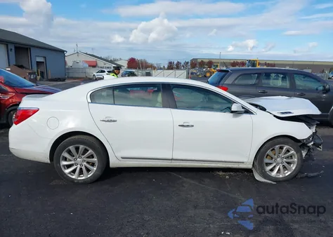 2015 Buick Lacrosse из США, поврежденный, VIN 1G4GA5G36FF171698